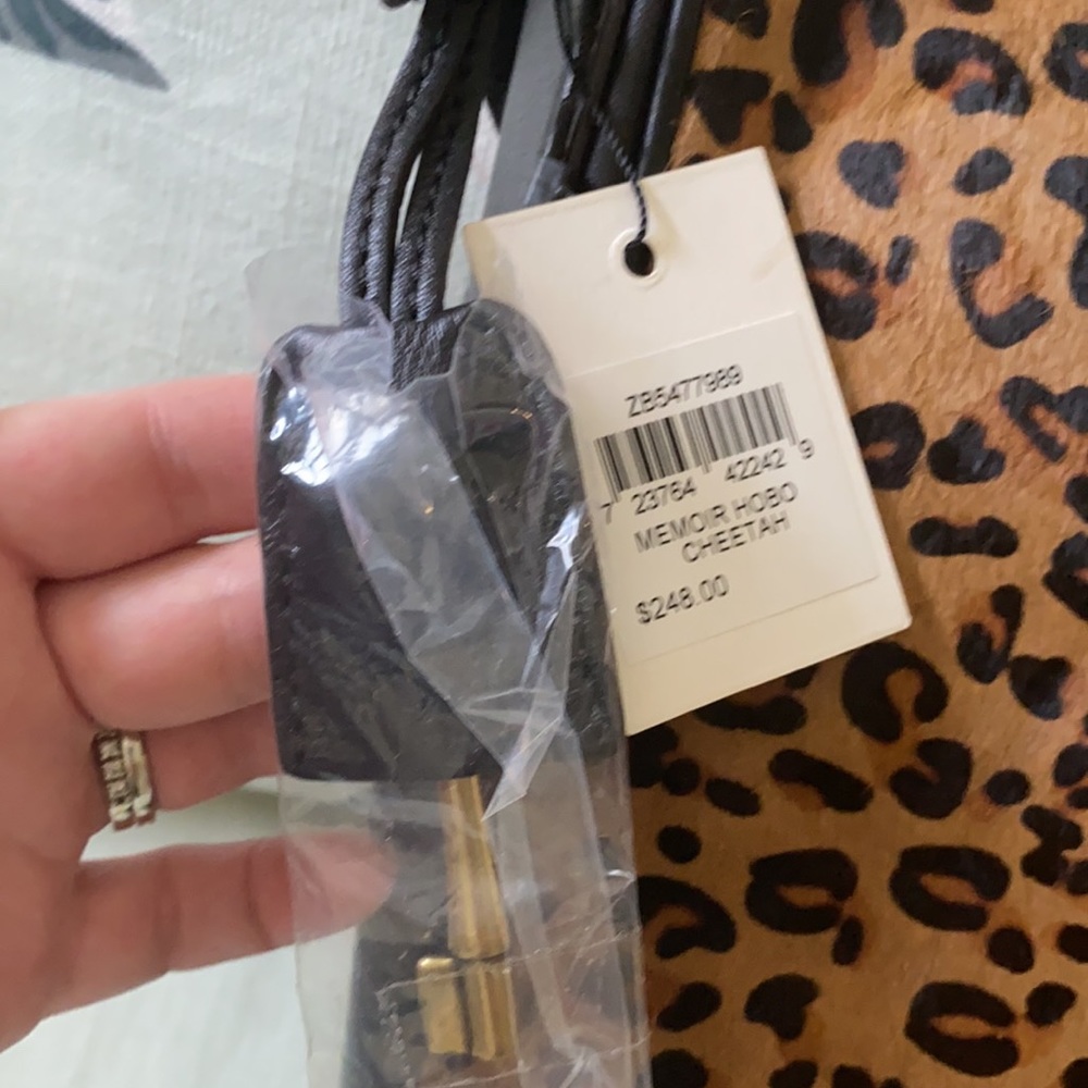 Fossil Leopard Purse - Picture 4 of 7